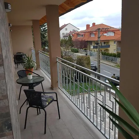 Апарт-отель Flamingo Apartmanhaz 4*