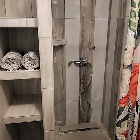 Lägenhetshotell Flamingo Apartmanhaz 3*